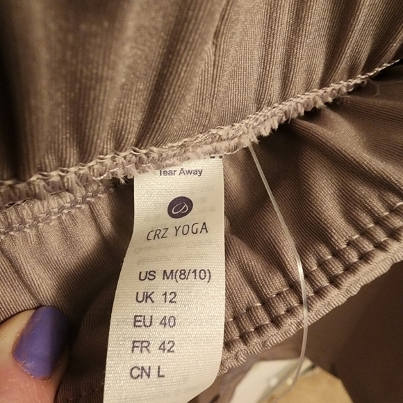 Crz‎ Yoga shorts Size Med - Picture 4 of 6
